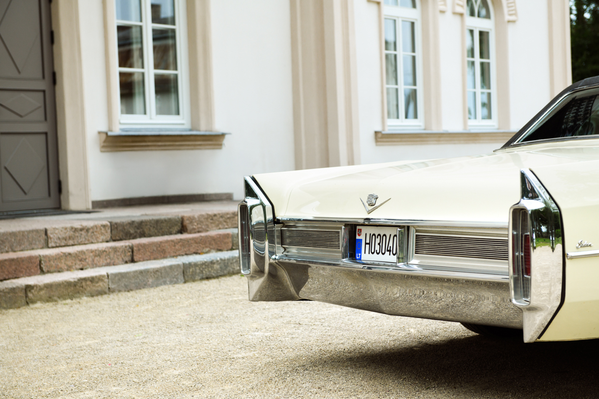 cadillac deville-19