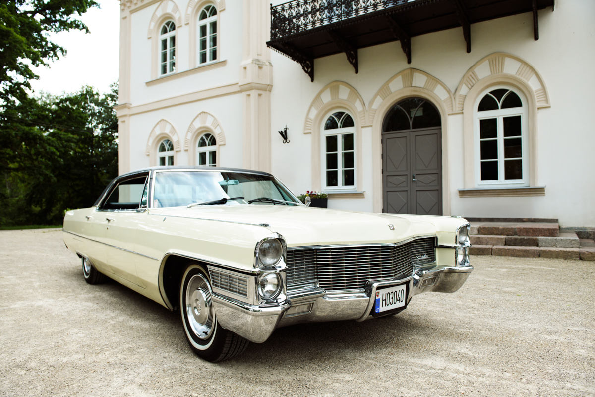 cadillac deville-22